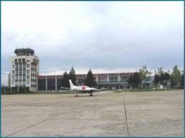 Подготвят отдаването на летищата в София и Горна Оряховица на концесия