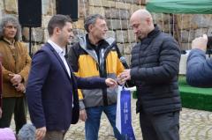 Кметът Тихомир Янакиев  на Празника на осолената риба в Созопол - Забрана за строителство в Созопол и околните курорти влиза в сила след седмица